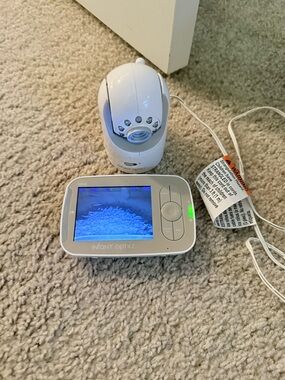 Infant Optics White Baby Monitor with Camera